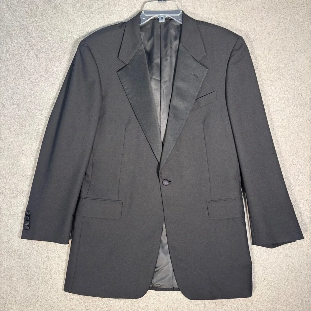 Hickey Freeman Paul Simon Collection 40 Long Black Wool Canterbury Tuxedo Jacket